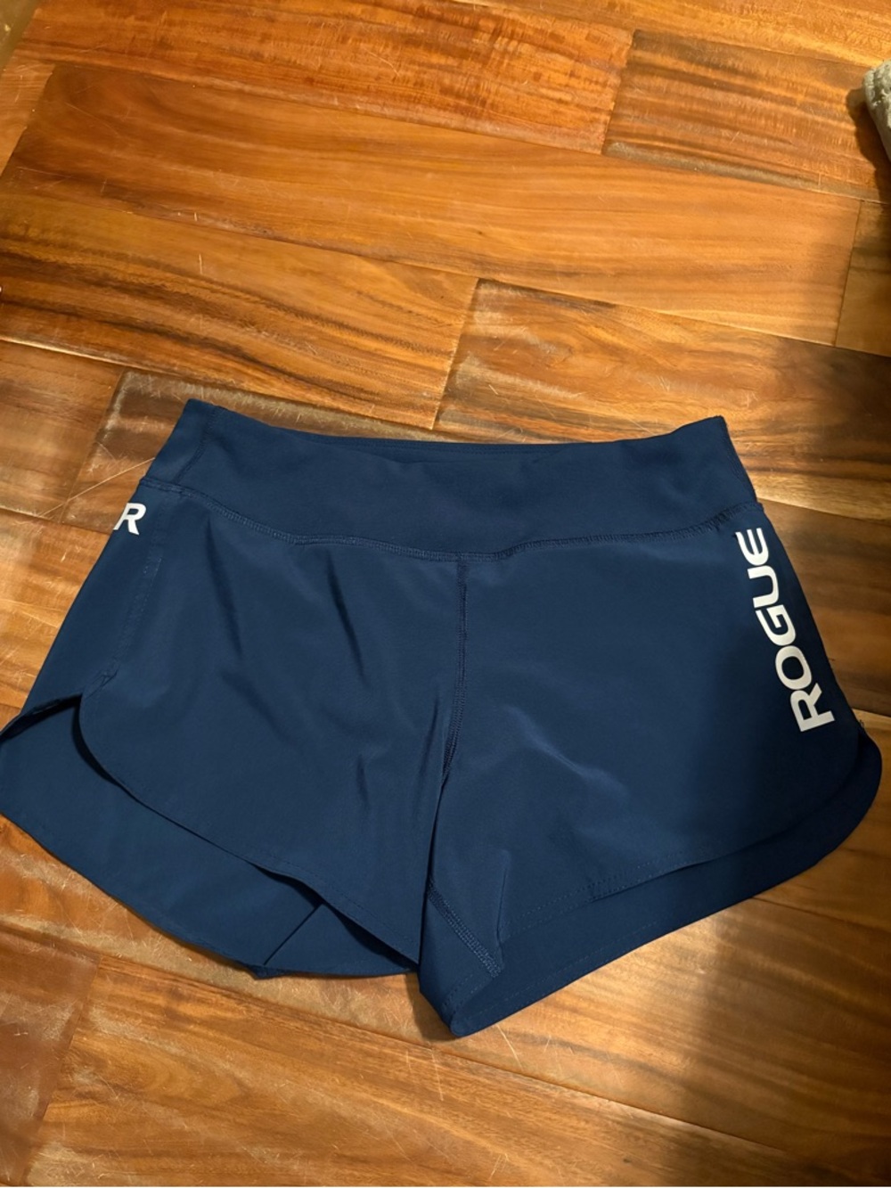 Rogue Navy Athletic Shorts Women’s Small Workout Running Gym Activewear (1206)